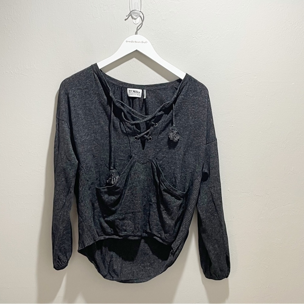 27 MILES Women’s Charcoal Gray Lace Up Front Kangaroo Pocket Sweater Size Small